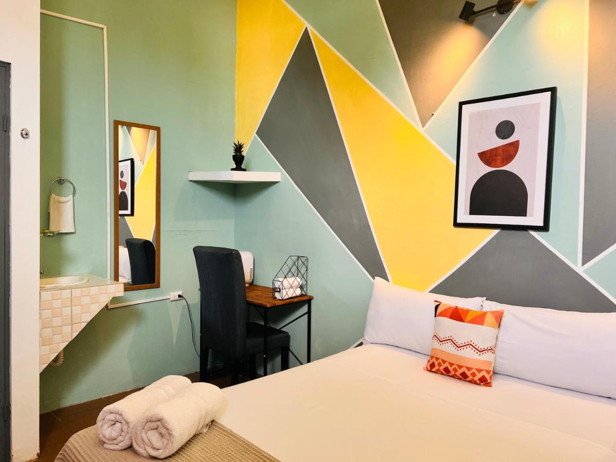 Hotel Adventure Lodge Jacó Extérieur photo
